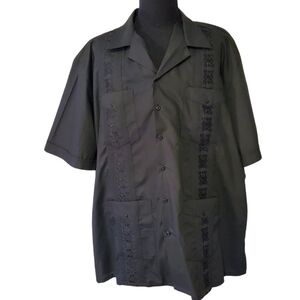 Men's Black Guyabera style shirt 3X